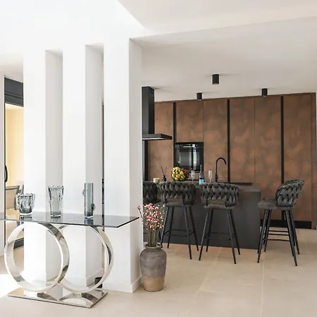 Luxury Nuova With Heated Pool