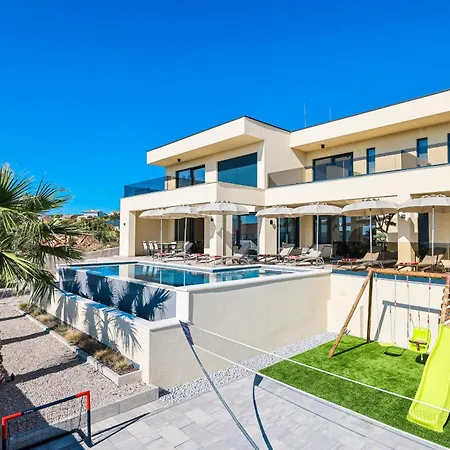 Luxury Nuova With Heated Pool *