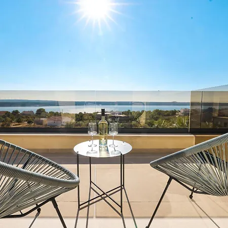 Luxury Nuova With Heated Pool *