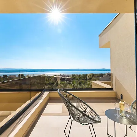 Villa Luxury Nuova With Heated Pool
