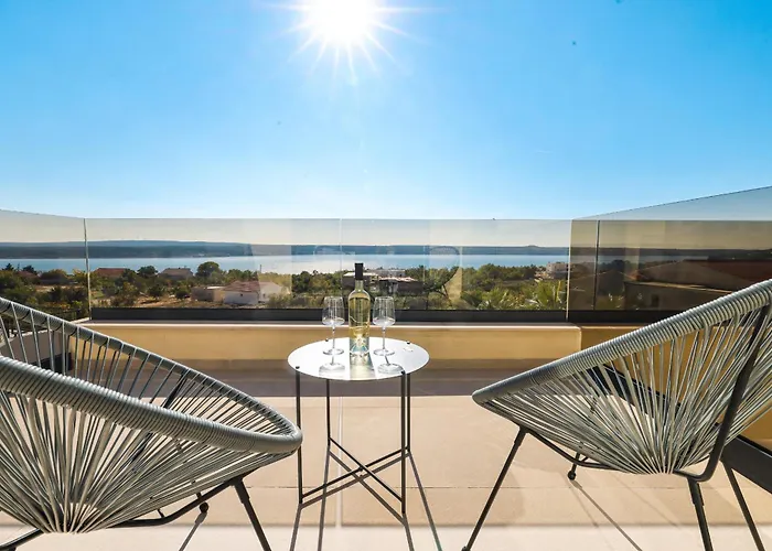 Luxury Nuova With Heated Pool *