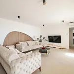Luxury Nuova With Heated Pool * マスレニツァ