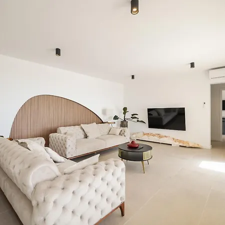 Luxury Nuova With Heated Pool * Maslenica