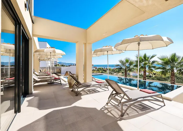 Luxury Nuova With Heated Pool *